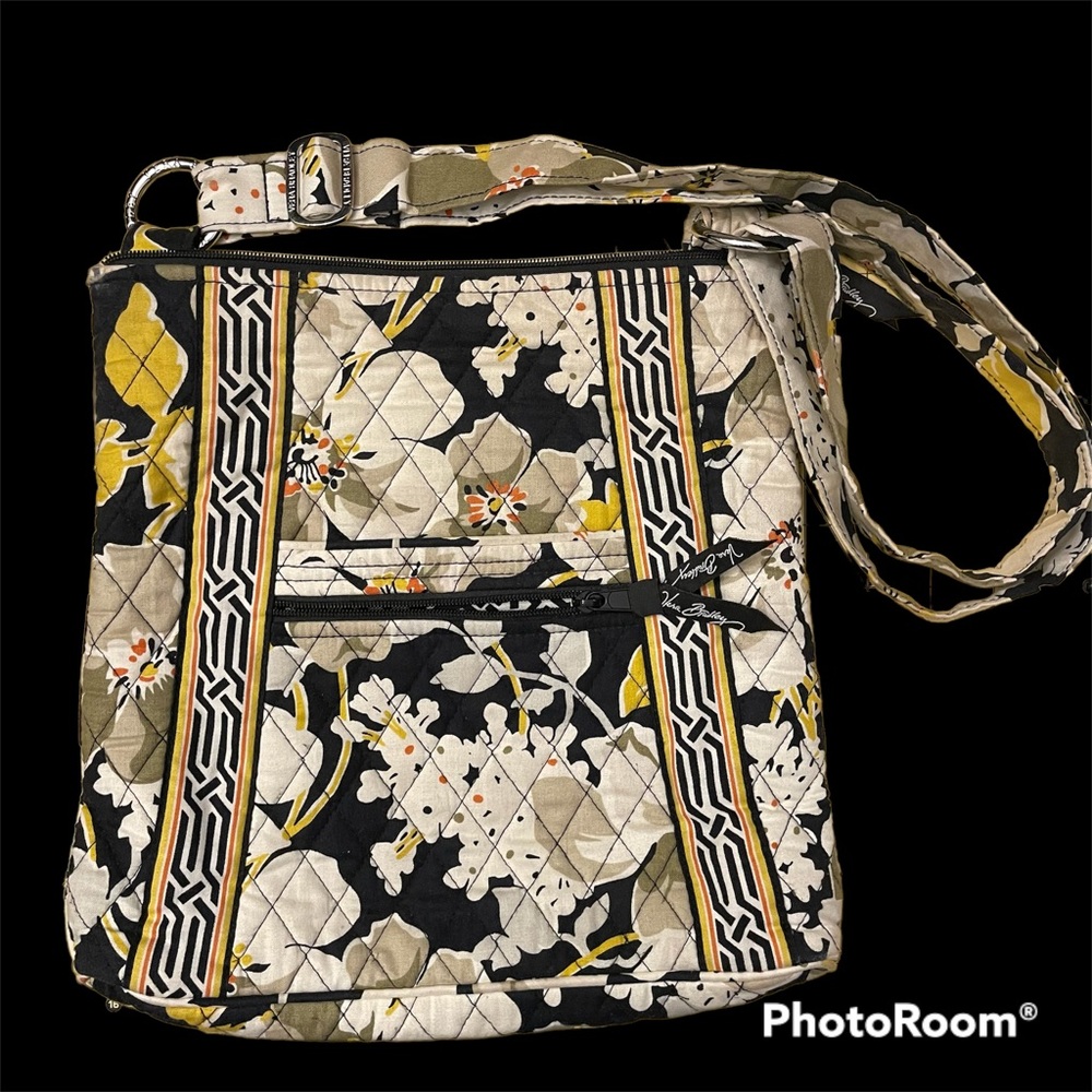Classic Vera Bradley zip-top crossbody bag. Dogwood pattern.